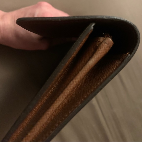 Louis Vuitton wallet - Picture 5 of 13